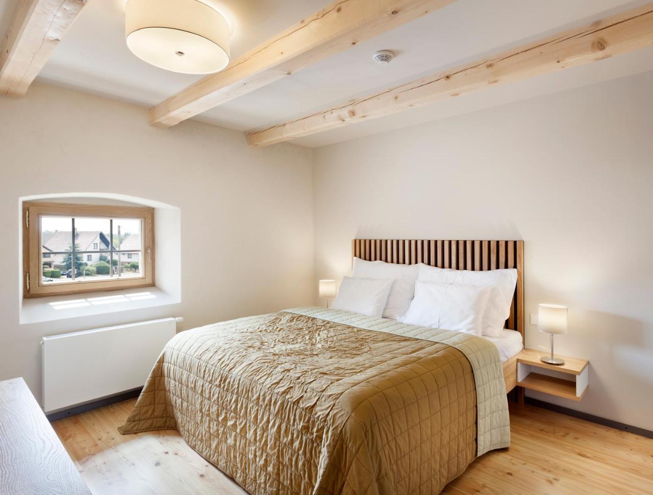 Hotel Kleis Cvikov Kültér fotó
