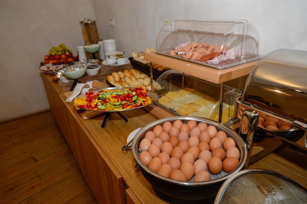 Hotel Kleis Cvikov Kültér fotó